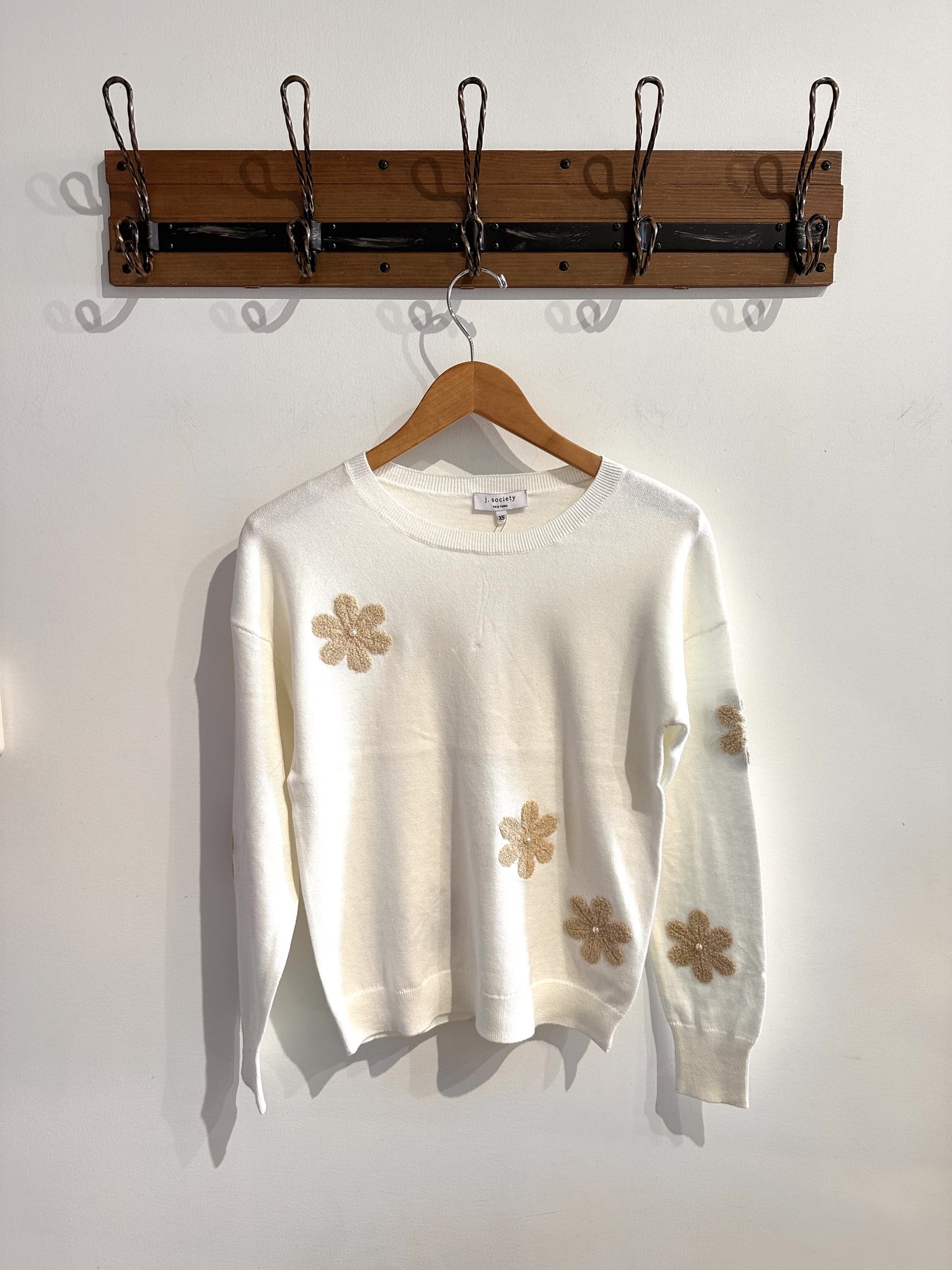 Flower Pearl Sweater